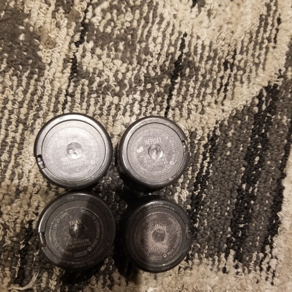 Mac Cosmetics Eyeshadow - Picture 2 of 3